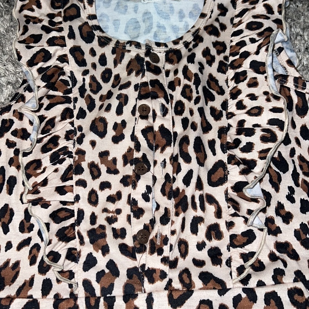 Leopard Romper - Picture 2 of 3